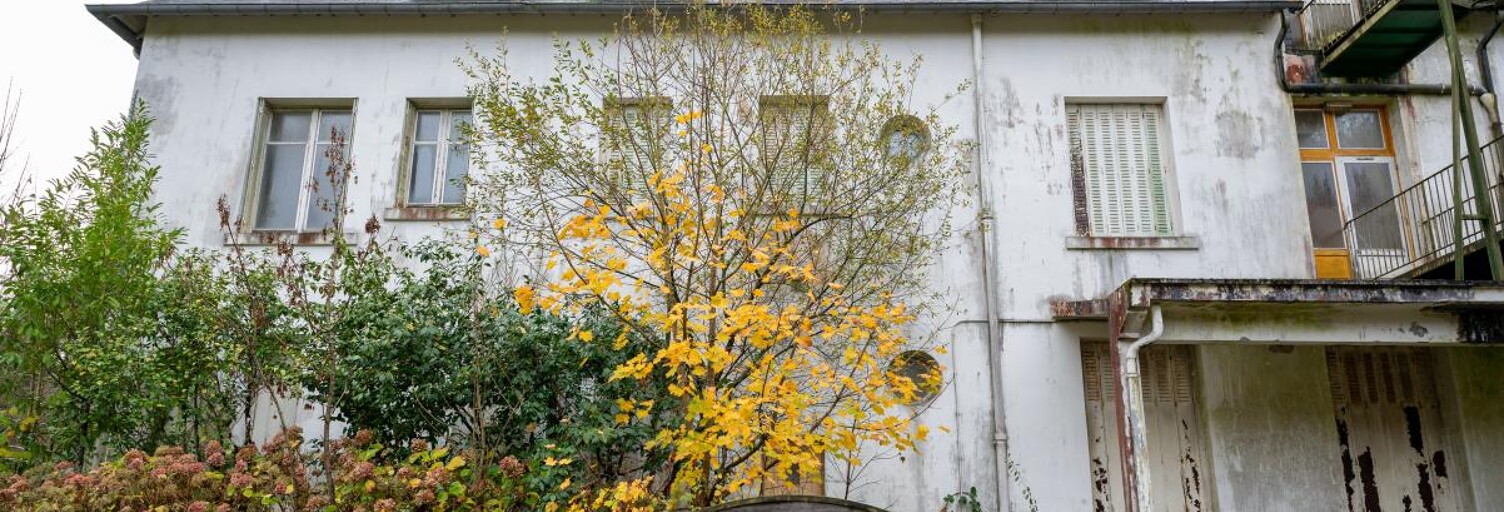 Immeuble  2703 m² à vendre à Quintin (22800)