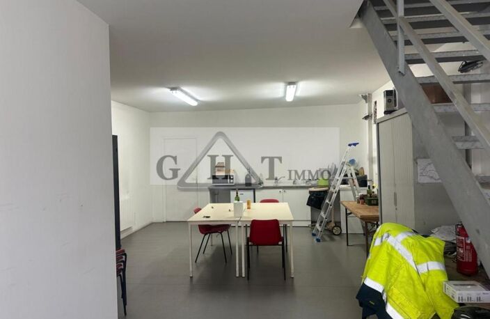 TERRAIN/ENTREPOT A VENDRE NEUILLY-EN-THELLE — photo 5