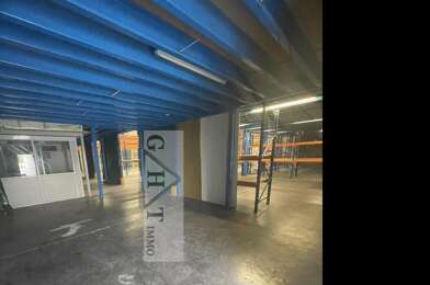 Local industriel  1450000 €