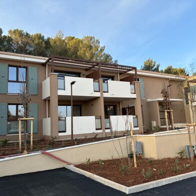 Appartement 3 pièces 1161 €