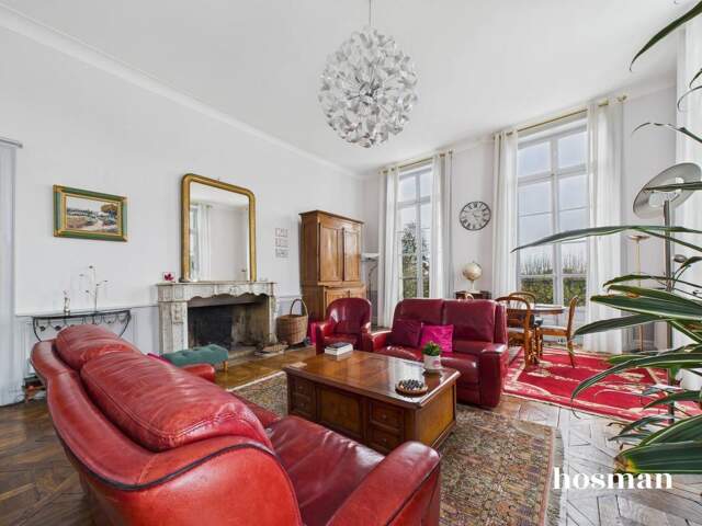 Splendide appartement 5 pièces - 140,32m² avec balcons - Place de la Petite Hollande, Nantes — photo du bien