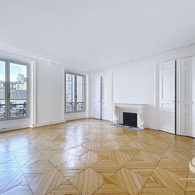 Bureau 5 pièces 5610 €