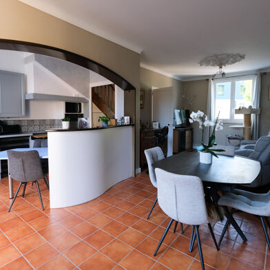 Maison 4 pièces 410000 €