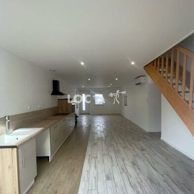 Appartement 4 pièces 1000 €