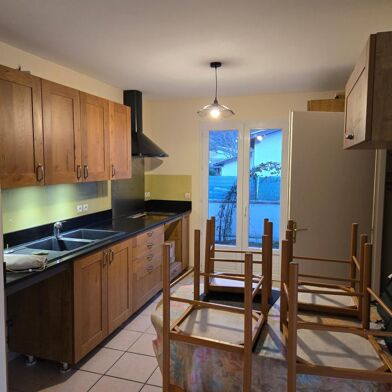 Maison 4 pièces 1500 €