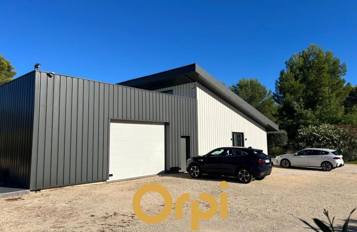 SIGNES : 400 m² de logement, bureau et stockage — photo 5