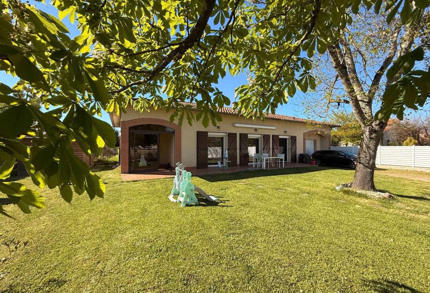 Maison À Vendre — photo 1