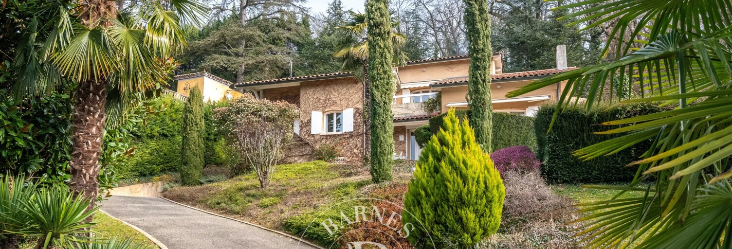 Maison 7 Pièces 204 m² à vendre à Saint-Didier-au-Mont-d'Or (69370)