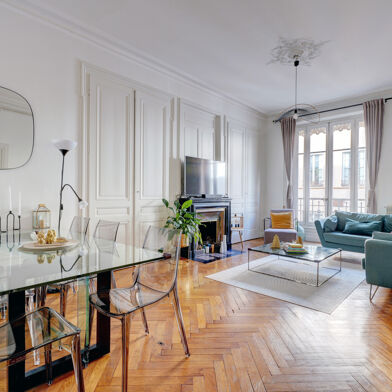 Appartement 4 pièces 715000 €