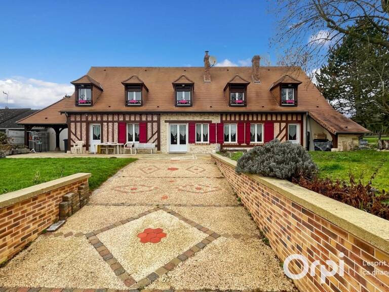 Longère entièrement rénovée d'environ 260m² avec 5 chambres sur environ 4 400m² de terrain — photo 1