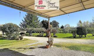 Maison 9 Pièces 215 m² à vendre à Lauris (84360)