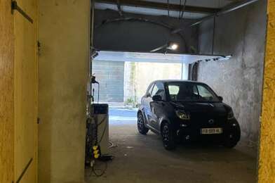 Garage  102000 €