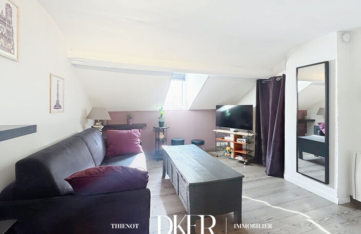 Appartement T2 - Reims Centre - Dernier étage — photo 2