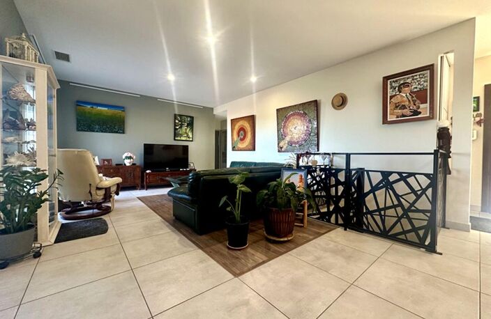 Maison 4 faces avec suite parentale, sous-sol aménagé et vue dégagée ? Tresserre — photo 2