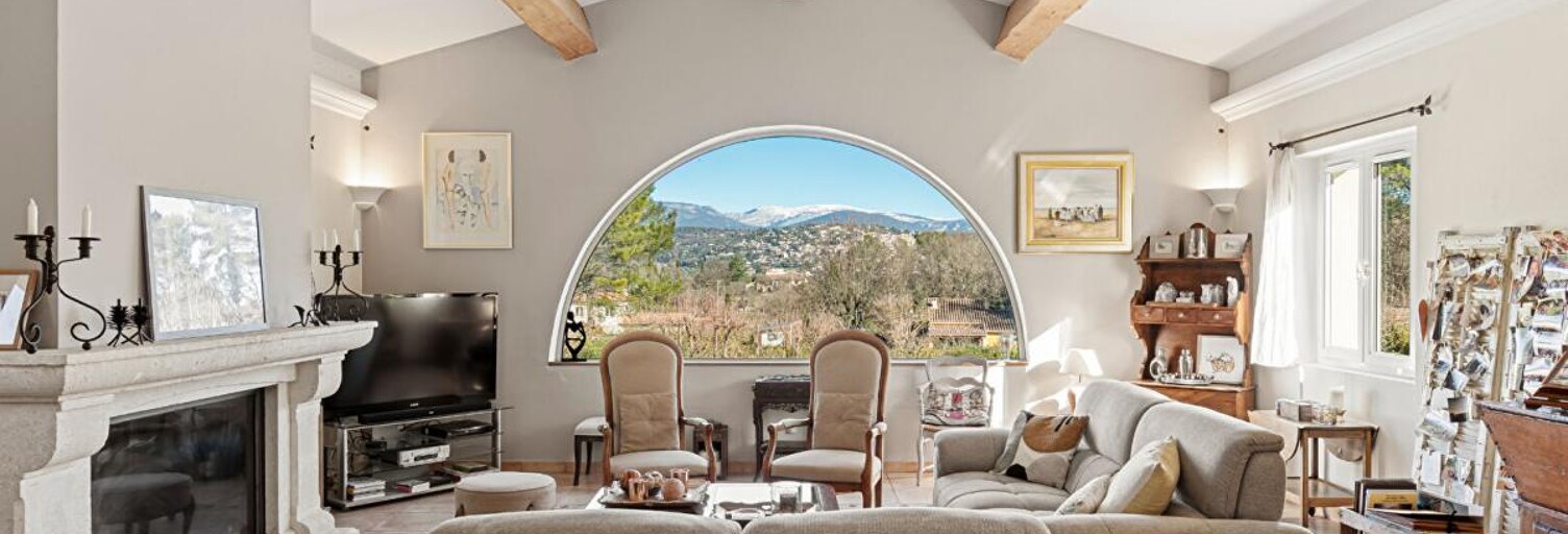 Maison 8 Pièces 275 m² à vendre à Fayence (83440)