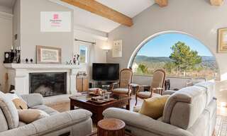 Maison 8 Pièces 275 m² à vendre à Fayence (83440)