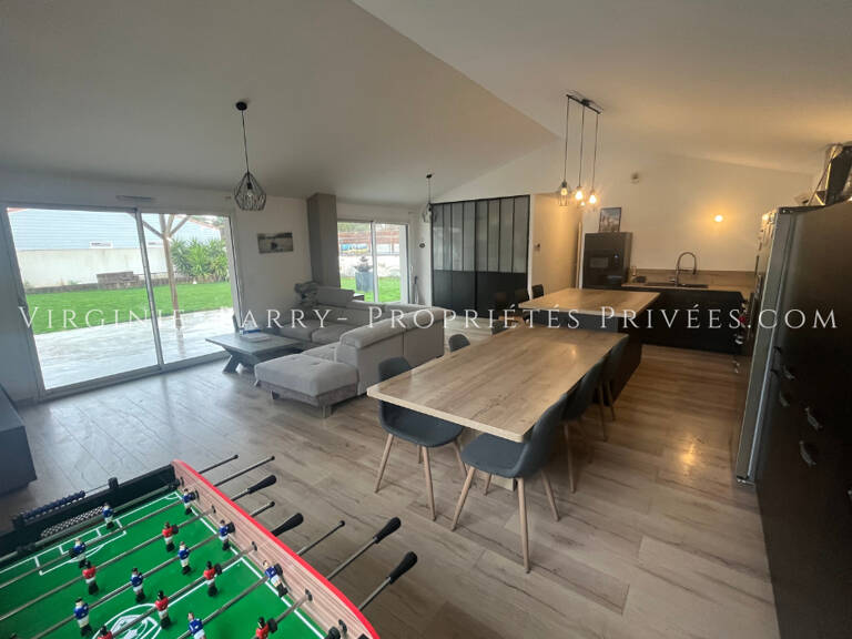 BELLE MAISON T4 DE PLAIN PIED NON MITOYENNE AVEC PISCINE — photo 1
