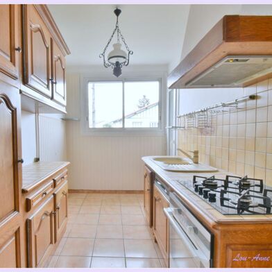 Appartement 4 pièces 127000 €