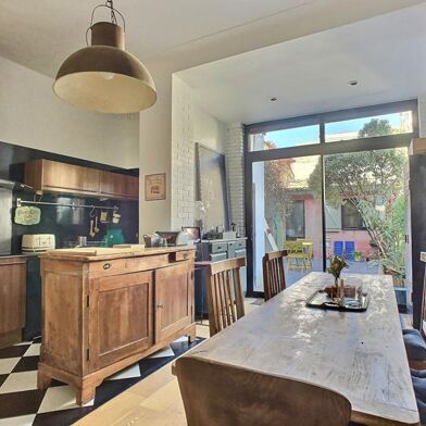 Maison 4 pièces 599000 €