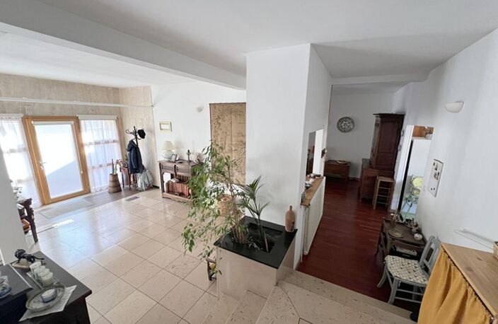 Le Mans / Centre Ville - Appartement - 6 pièces - 4 chambres - 162 m² — photo 2