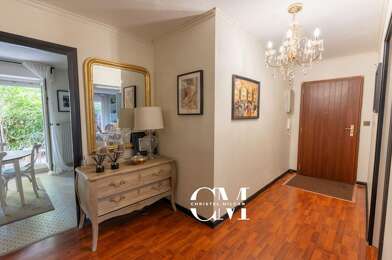 Appartement 5 pièces 593000 €