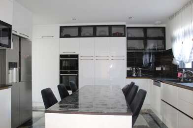 Maison 7 pièces 623940 €