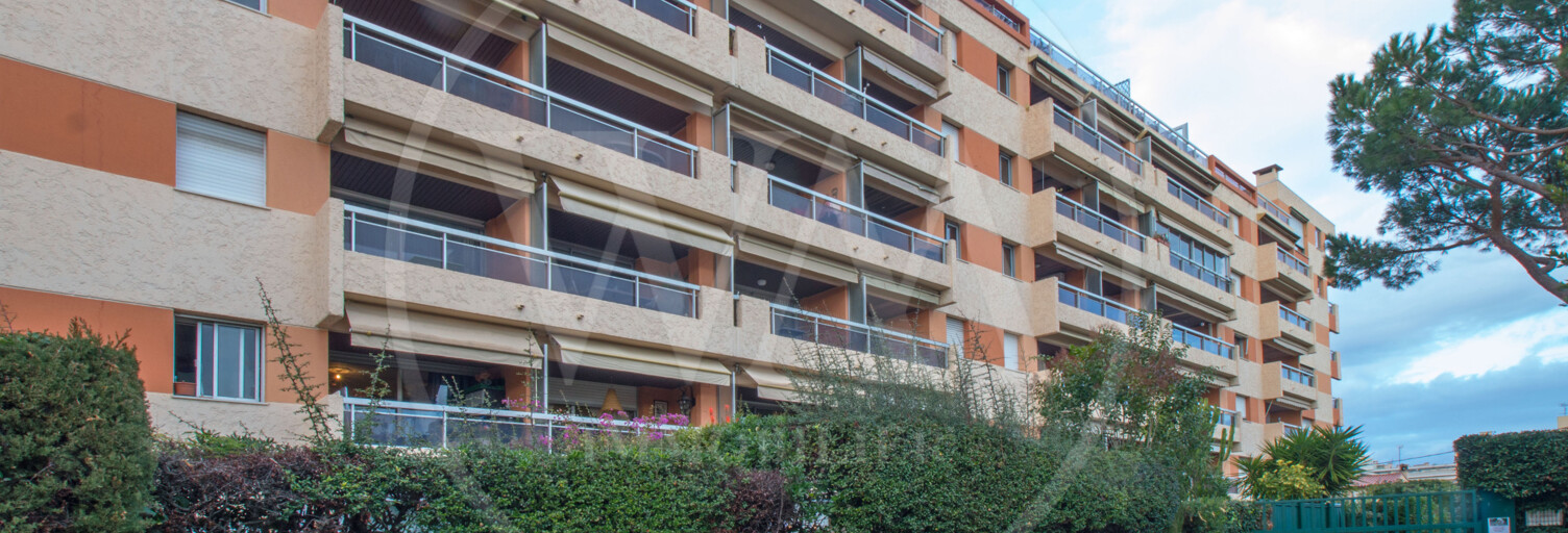 Appartement 1 Pièce 30 m² à vendre à Cagnes-sur-Mer (06800)