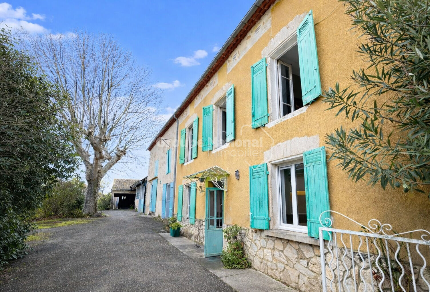 Exclusivité - Propriété à restaurer - Idéalement située — photo 1