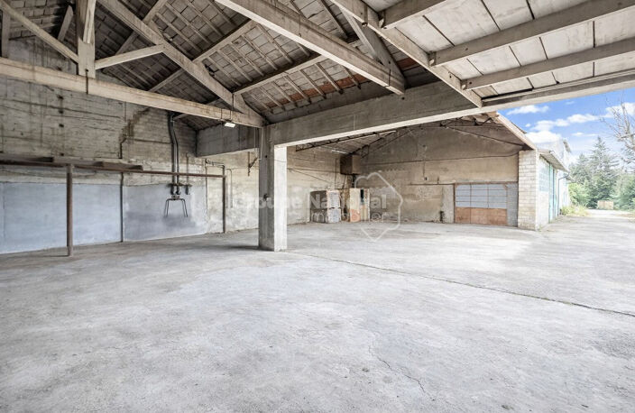 Exclusivité - Propriété à restaurer - Idéalement située — photo 4