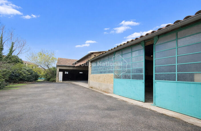 Exclusivité - Propriété à restaurer - Idéalement située — photo 5