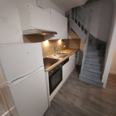 Appartement 3 pièces 844 €