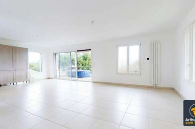 Appartement 4 pièces 1450 €