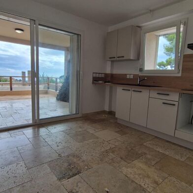 Appartement 2 pièces 890 €