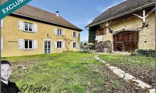 Maison 8 Pièces 235 m² à vendre à Dolomieu (38110)