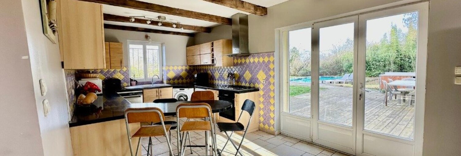 Maison 8 Pièces 235 m² à vendre à Dolomieu (38110)