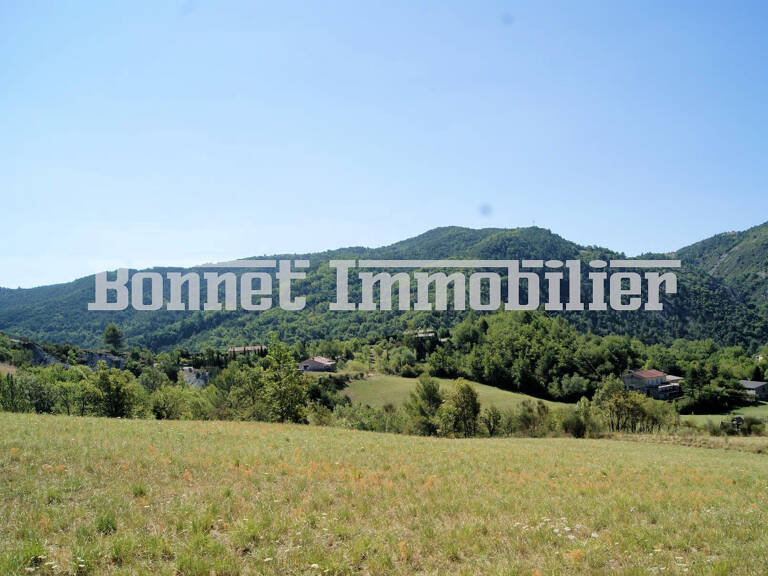 Grand terrain constructible avec très belle vue dominante — photo 1
