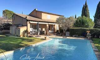 Maison 8 Pièces 220 m² à vendre à Aix-en-Provence (13090)