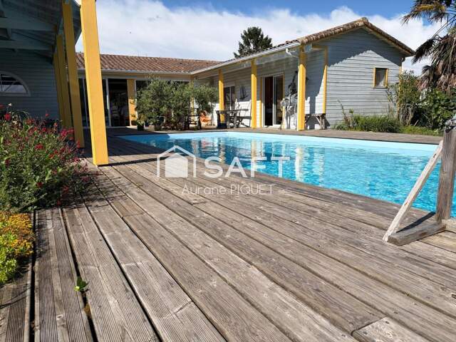 Maison avec piscine — photo du bien