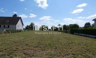 Terrain  2400 m² à vendre à Monts-sur-Guesnes (86420)