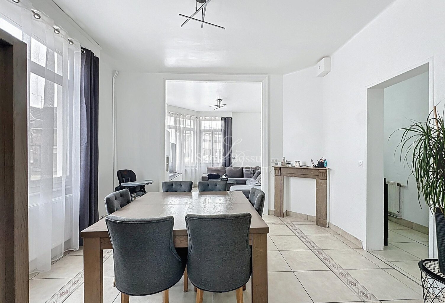 NOUVEAUTÉ SAFTI MAISON 3 CHAMBRES + BUREAU + STATIONNEMENT PRIVATIF + GRANDE COUR — photo 1