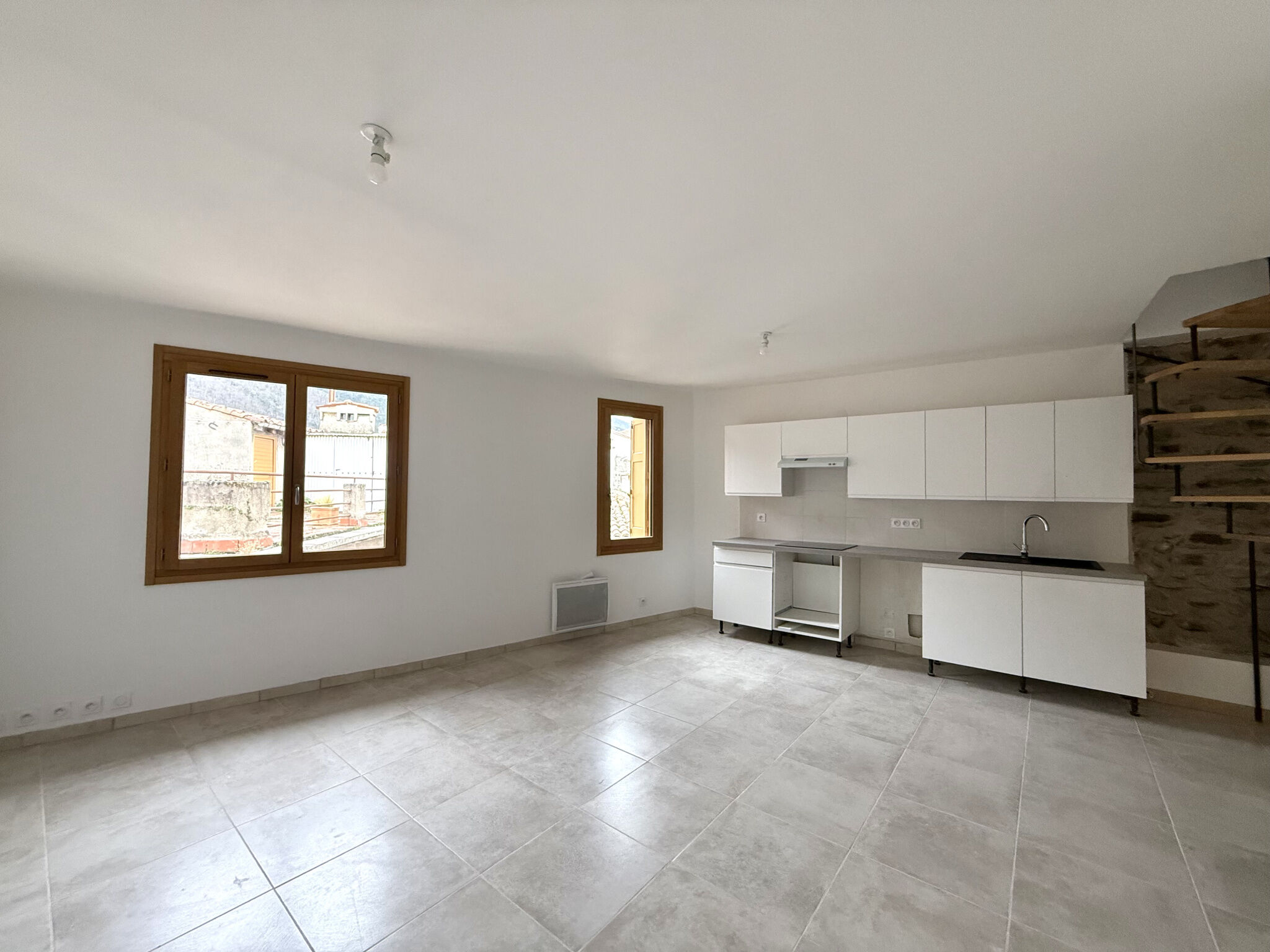 Appartement  T3 à louer Arles-sur-Tech 66150