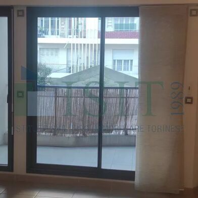 Appartement 2 pièces 890 €