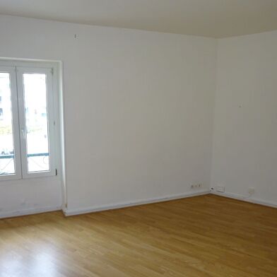 Appartement 2 pièces 608 €