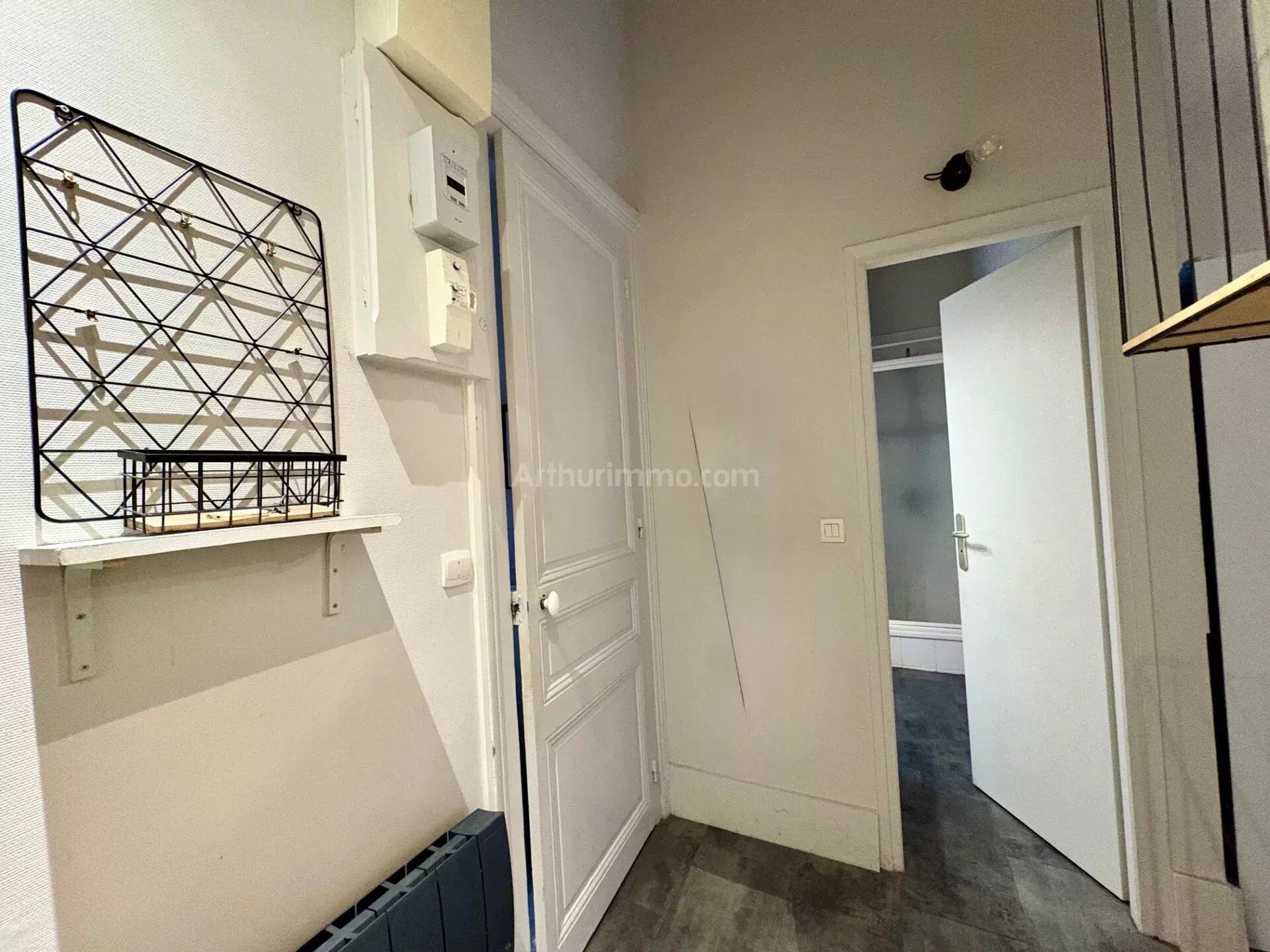 Appartement 1 pièce 28 m² · à Grenoble · 28 m² · 89 900 €