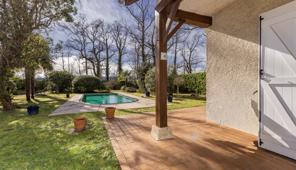 Villa / Maison 8 pièces  à vendre Lons 64140