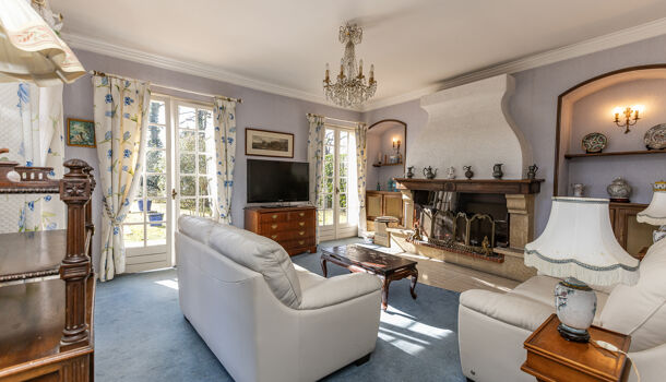 Villa / Maison 8 pièces  à vendre Lons 64140