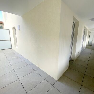 Appartement 3 pièces 1300 €