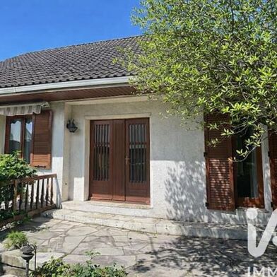 Maison 5 pièces 399900 €
