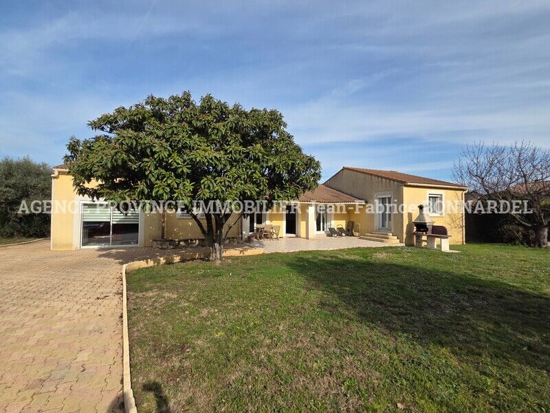 Villa / Maison  T11 à vendre Saint-Paul-Trois-Châteaux 26130