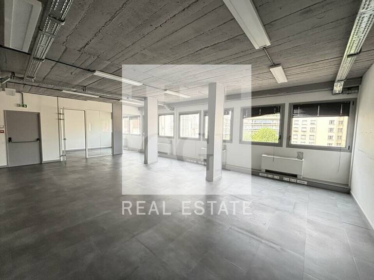 BUREAUX à LOUER — photo 1